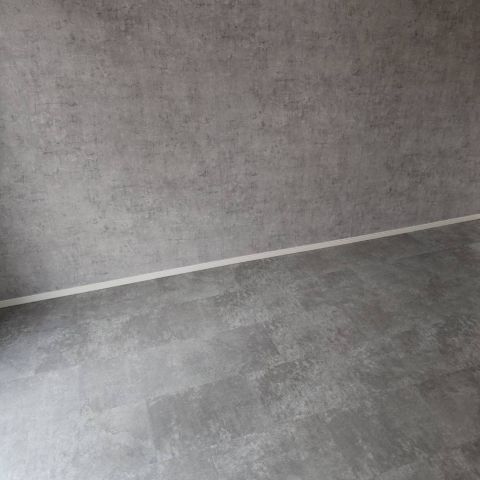 はがせるシール壁紙と乗せるだけ床材ピタフィーの施工 アイキャッチ画像